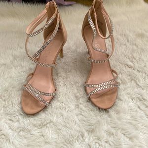 Chinese Laundry SHX-019 Nude studded 3” heels